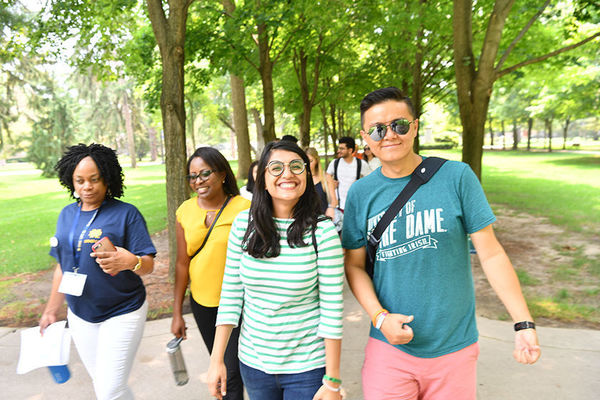 Incoming students participate in a campus scavenger hunt