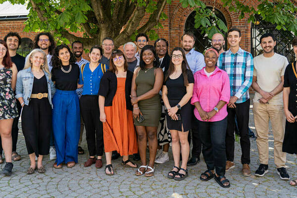 Students and professors from the Summer 2023 Kroc Institute/PRIO international mediation course in Oslo, Norway